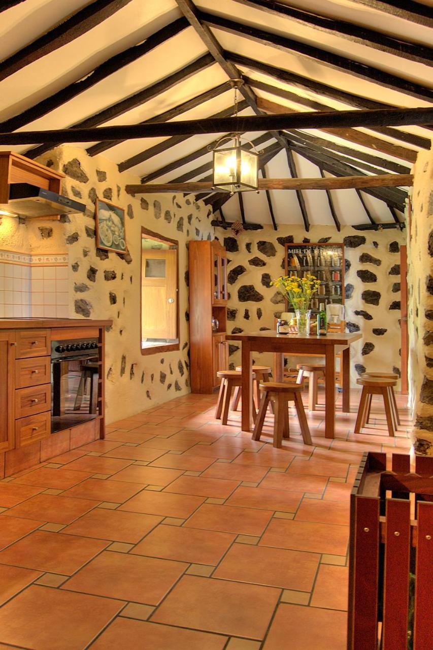 Hostal Casa Montiel Icod De Los Vinos Exterior foto